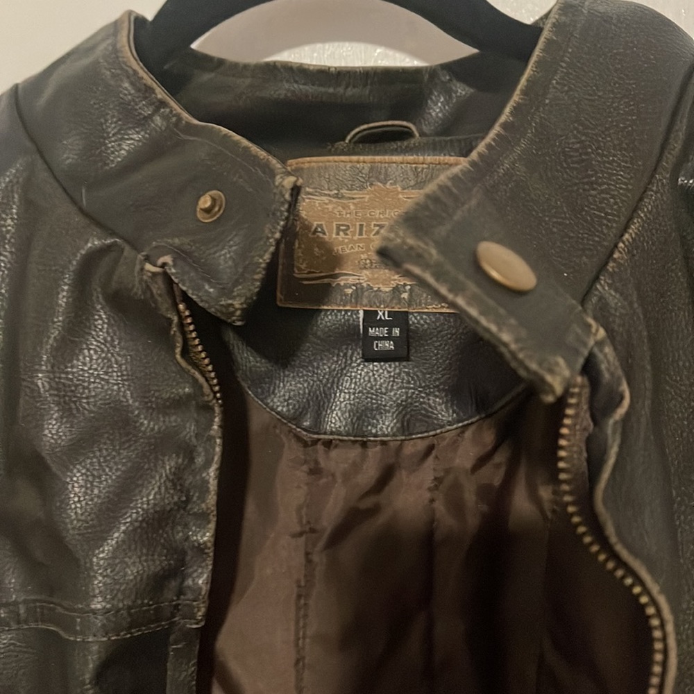 Leather Jacket - Picture 5 of 5